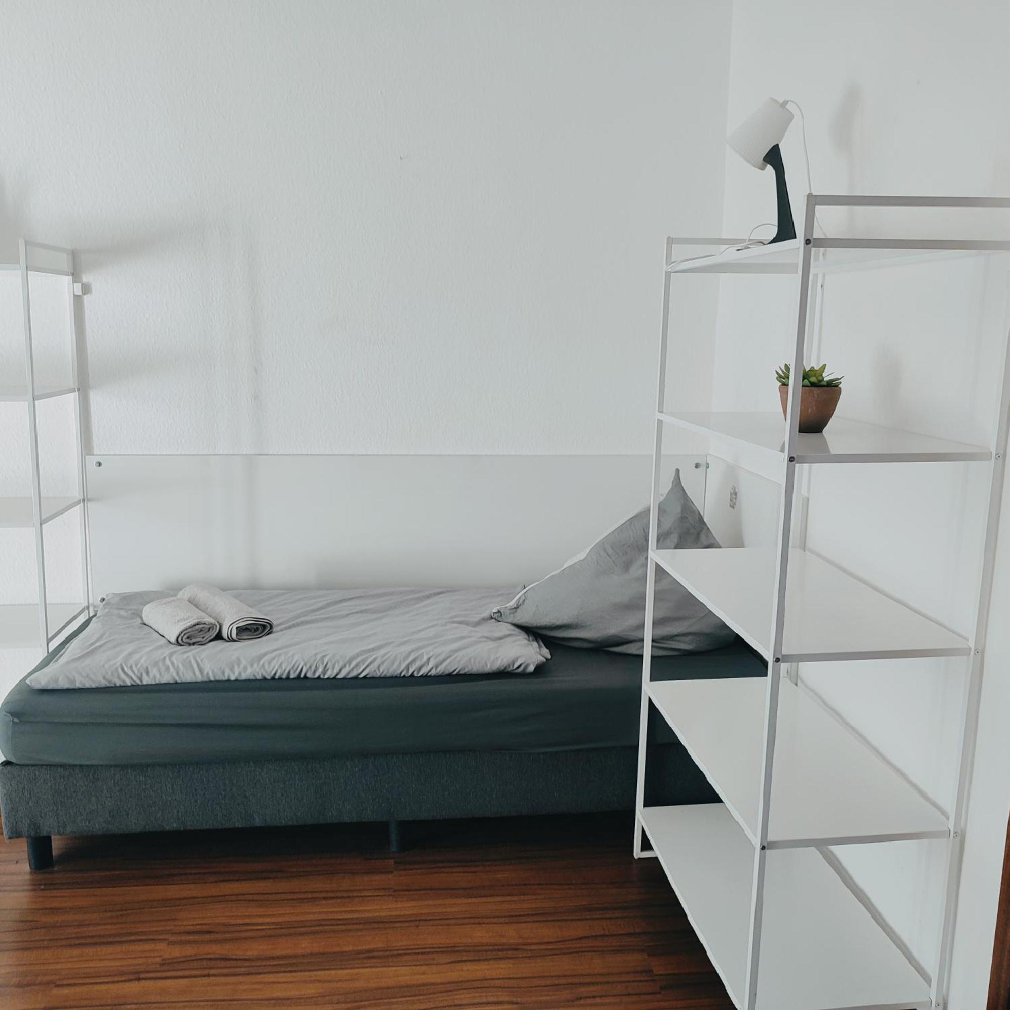 Ferienwohnung Monteurwohnung Messewohnung Duisburg Sued Grenze Duesseldorf 6 Personen Экстерьер фото